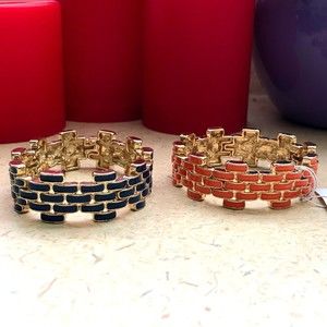Set of 2 Stretch Bracelets (1 NWT)